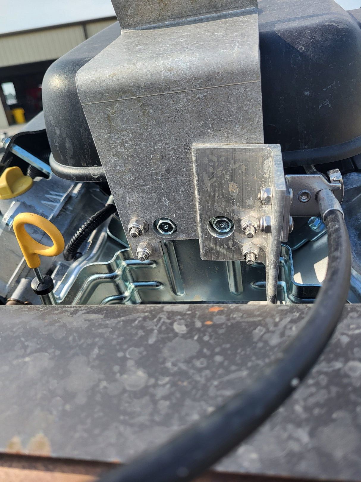 Throttle Cable Mount Angle Gatortail