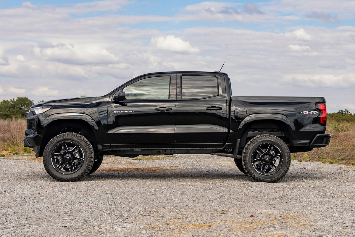 4 Inch Lift Kit N3 Shocks Chevy/GMC Canyon/Colorado 4WD (2023-2026) Rough Country