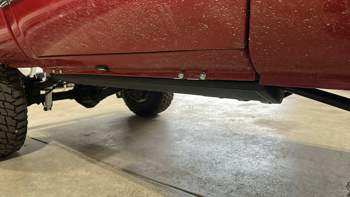 SquareBody Chevy 73-87 Amp Research Power Folding Step Kit