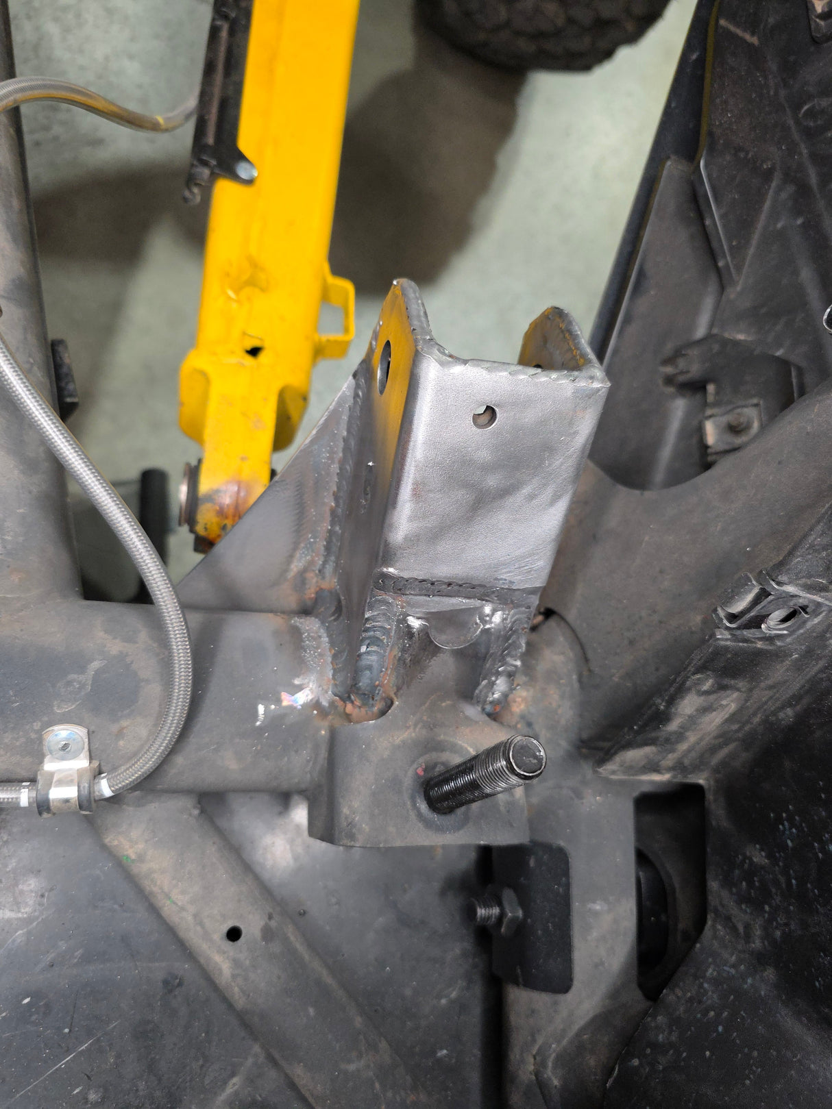 2024+ Can Am Maverick R Trailing Arm Pivot Gusset www.elektricoffroad.com