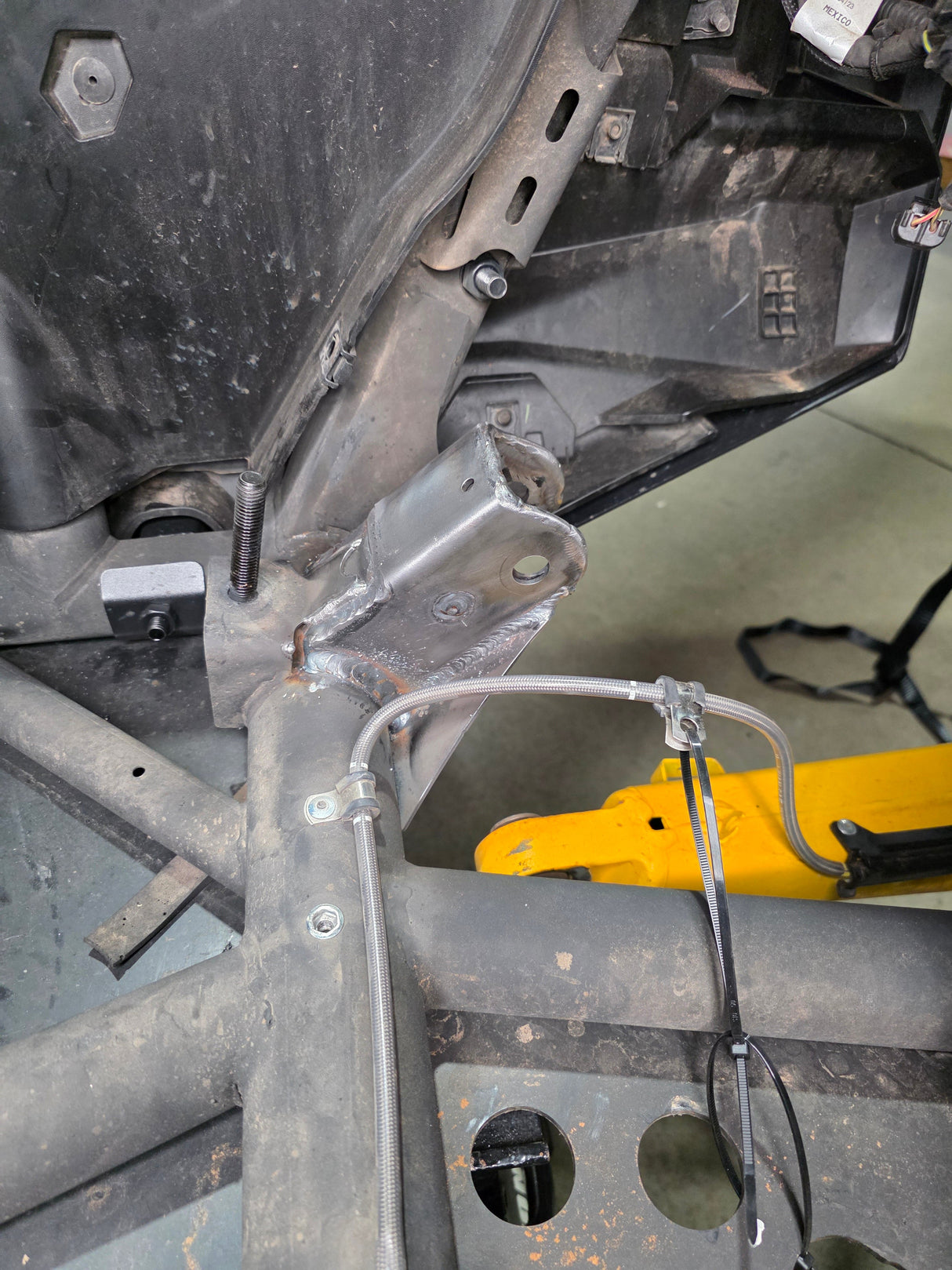 2024+ Can Am Maverick R Trailing Arm Pivot Gusset www.elektricoffroad.com