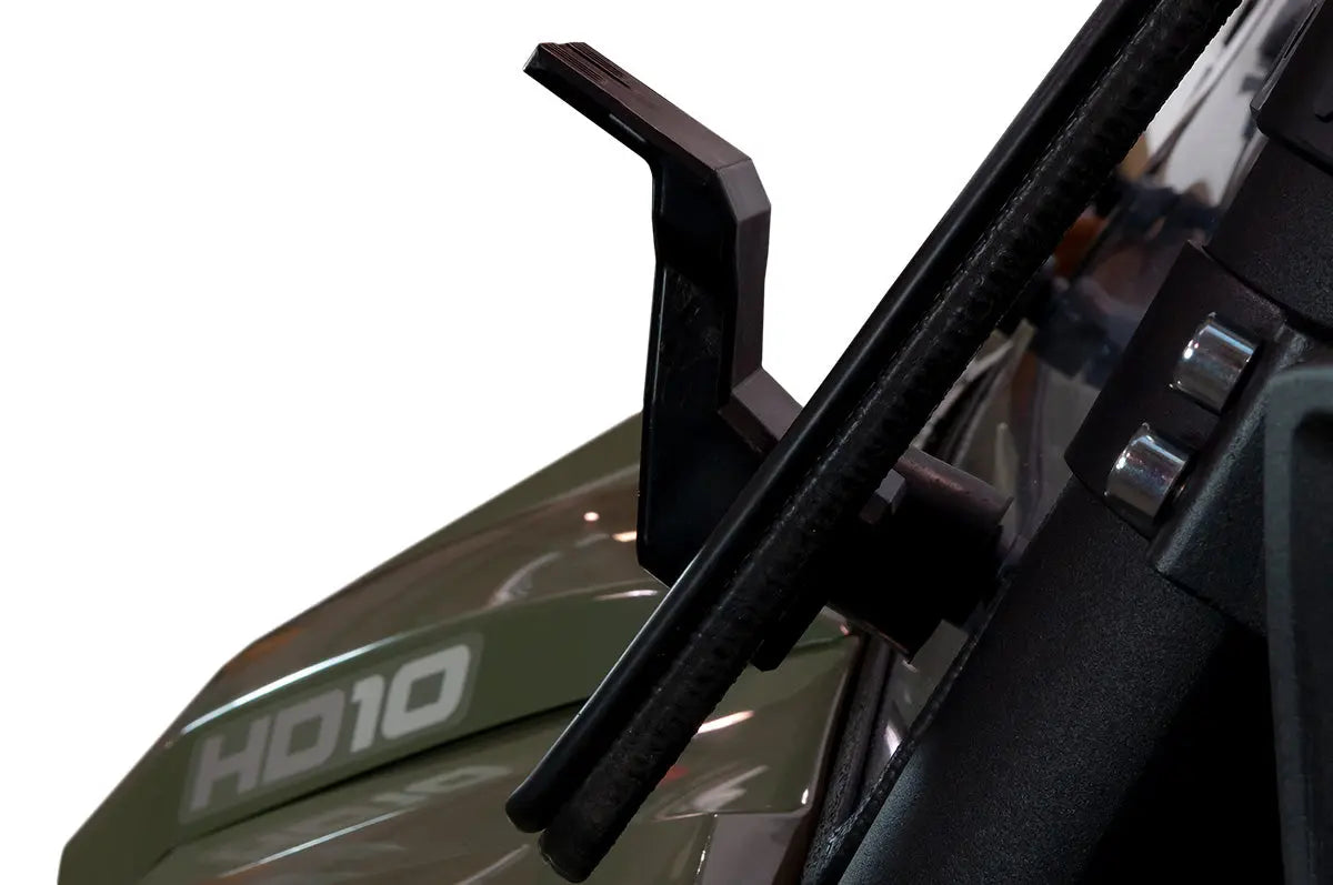 Seizmik 50-25037KIT Can-Am Defender Versa-Fold windshield - installed vehicle view