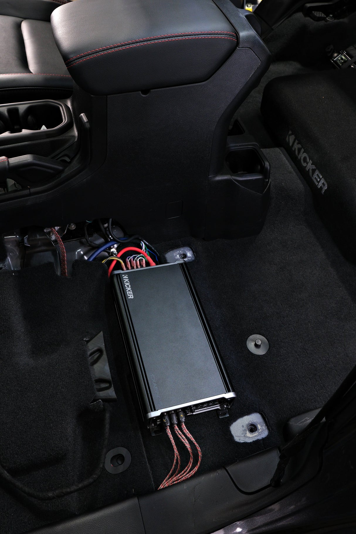 Kicker Plug & Play Full System 5-Channel, 8-Speakers CS, Sub Bundle | '18- '23 JL Wrangler/ '20- '23 JT Gladiator