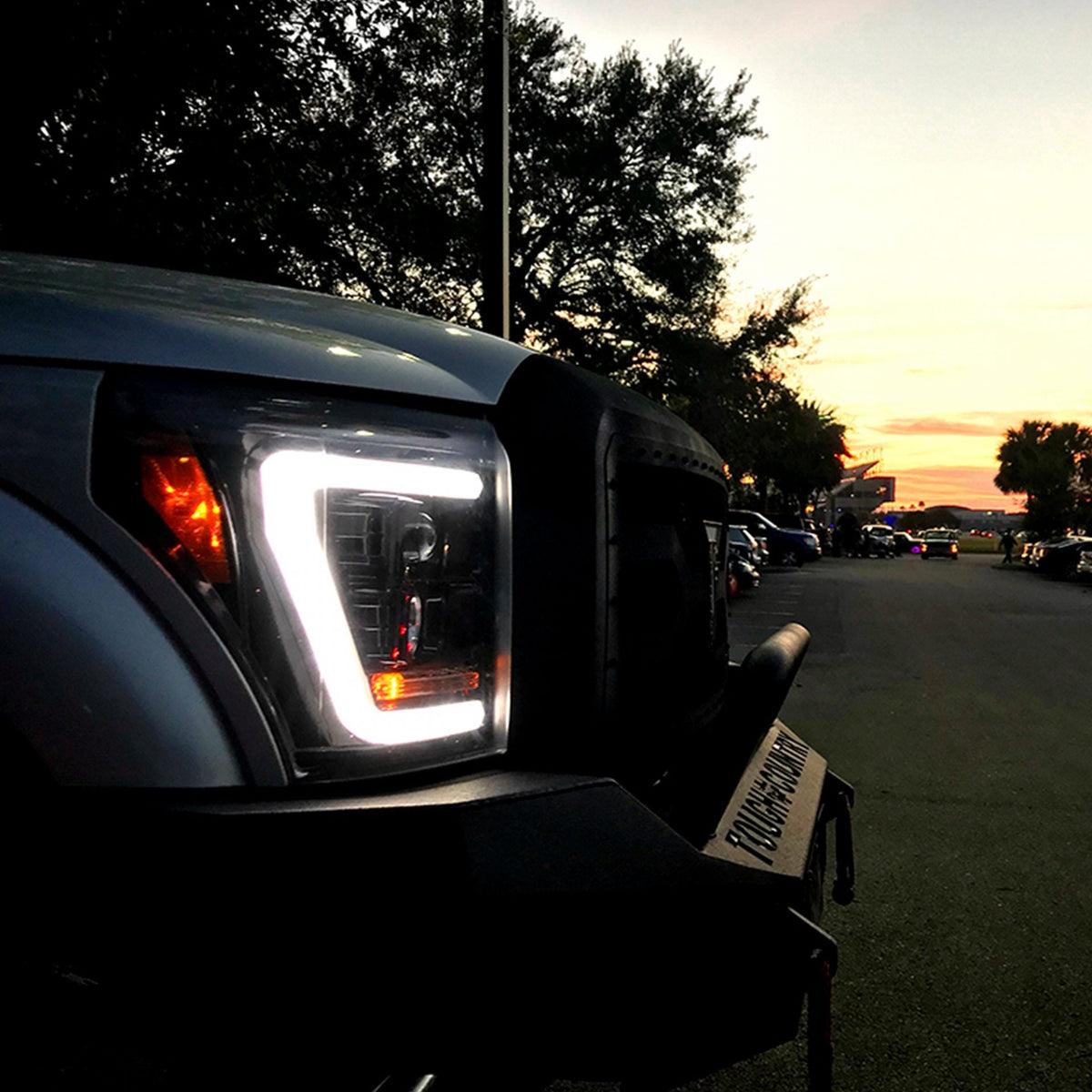 Ford Super Duty 11-16 Projector Headlights OLED Halos, DRL - Multiple Styles