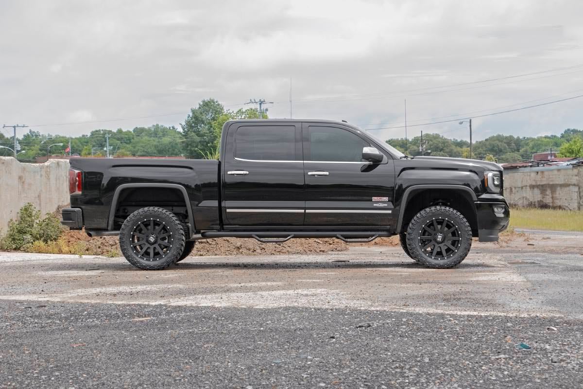3.5 Inch Lift Kit UCA N3 Struts Silverado/Sierra 1500 (07-13) Rough Country