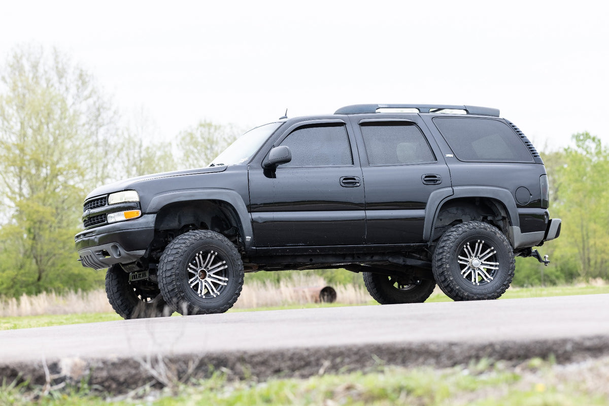 6 Inch Lift Kit V2 NTD Chevy/GMC Tahoe/Yukon 2WD/4WD (2000-2006) Rough Country