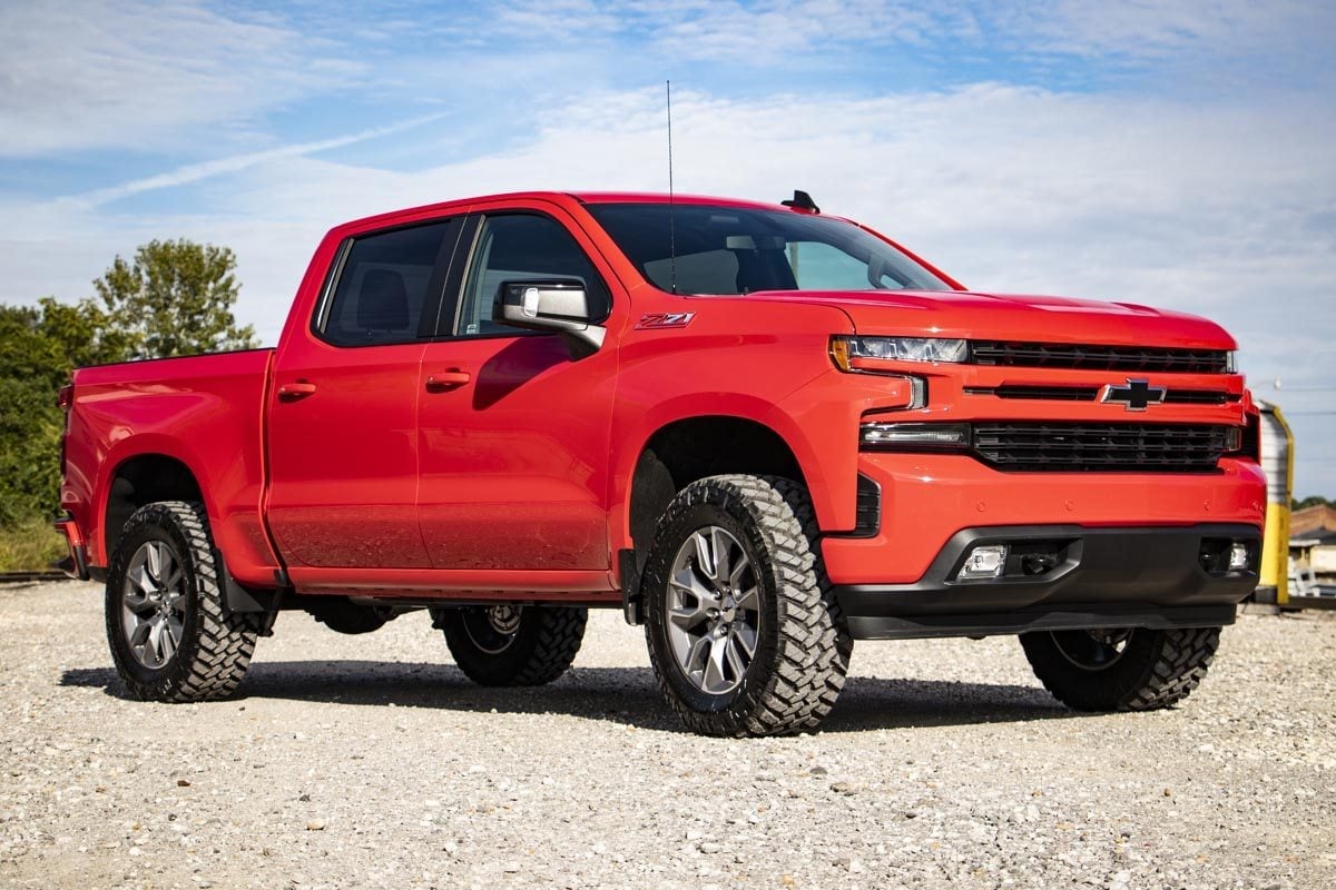 3.5 Inch Lift Kit N3 Struts Rear Mono Leaf Chevy Silverado 1500 (22-24) Rough Country