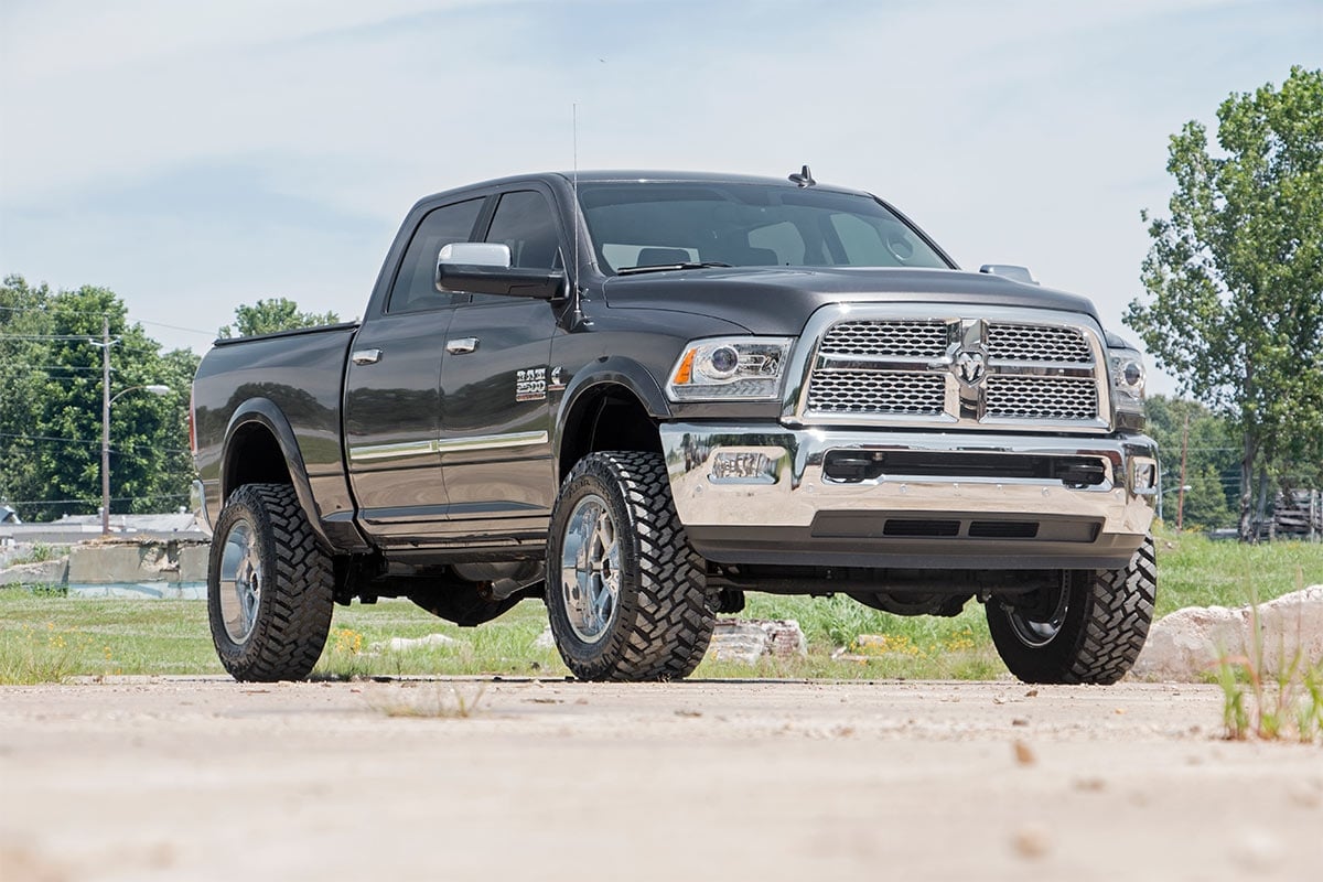 2.5 Inch Lift Kit N3 Shocks Ram 2500 4WD (2014-2026) Rough Country