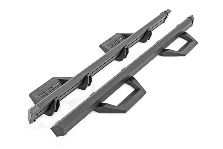 SRX2 Adj Aluminum Step Crew Cab Ram 1500 (19-26)/1500 TRX (21-24) Rough Country
