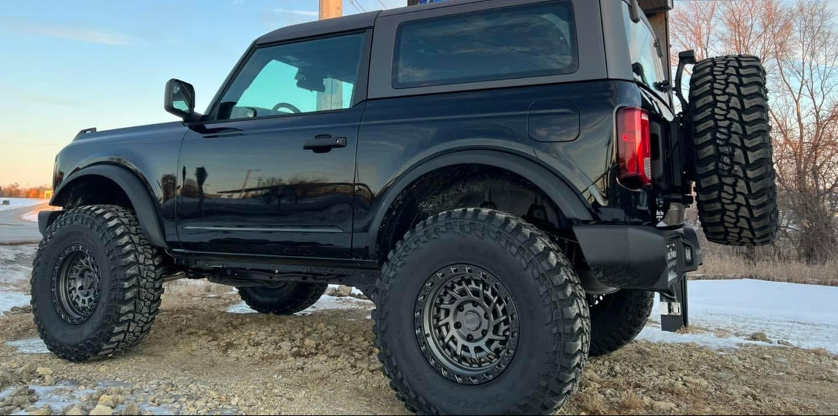 Rough Country 3.5 Inch Lifted 2022 Ford Bronco 4WD