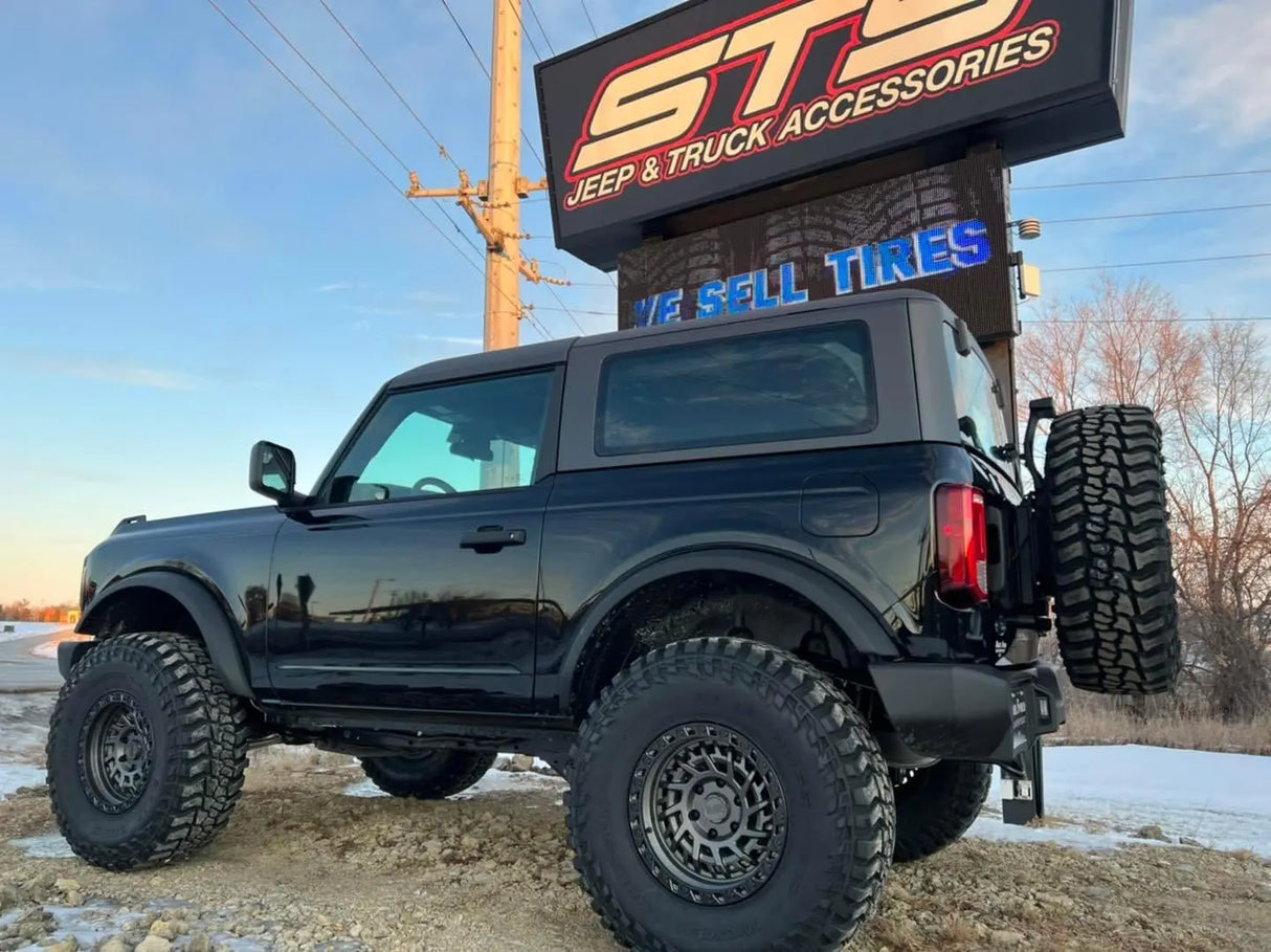 Rough Country 3.5 Inch Lift Kit Ford Bronco 4WD 2022