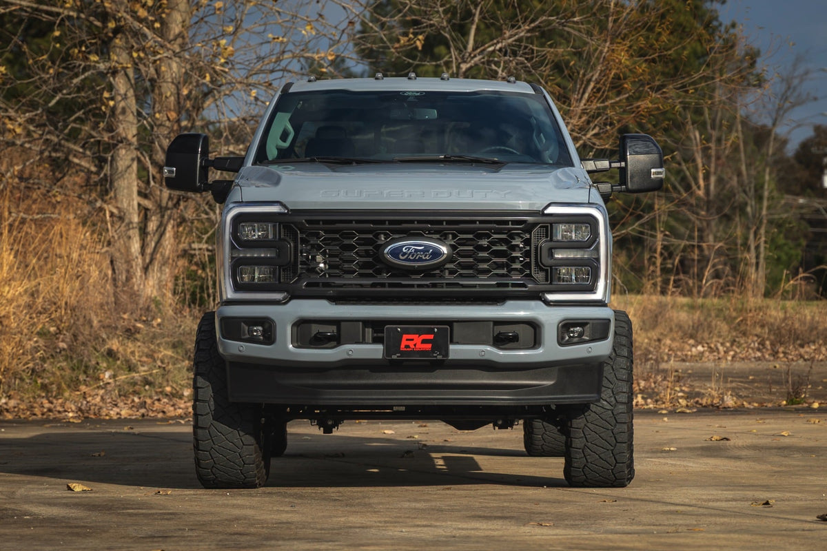 4.5 Inch Lift Kit Radius Arm Diesel Ford F-250/F-350 Super Duty (23-26) Rough Country