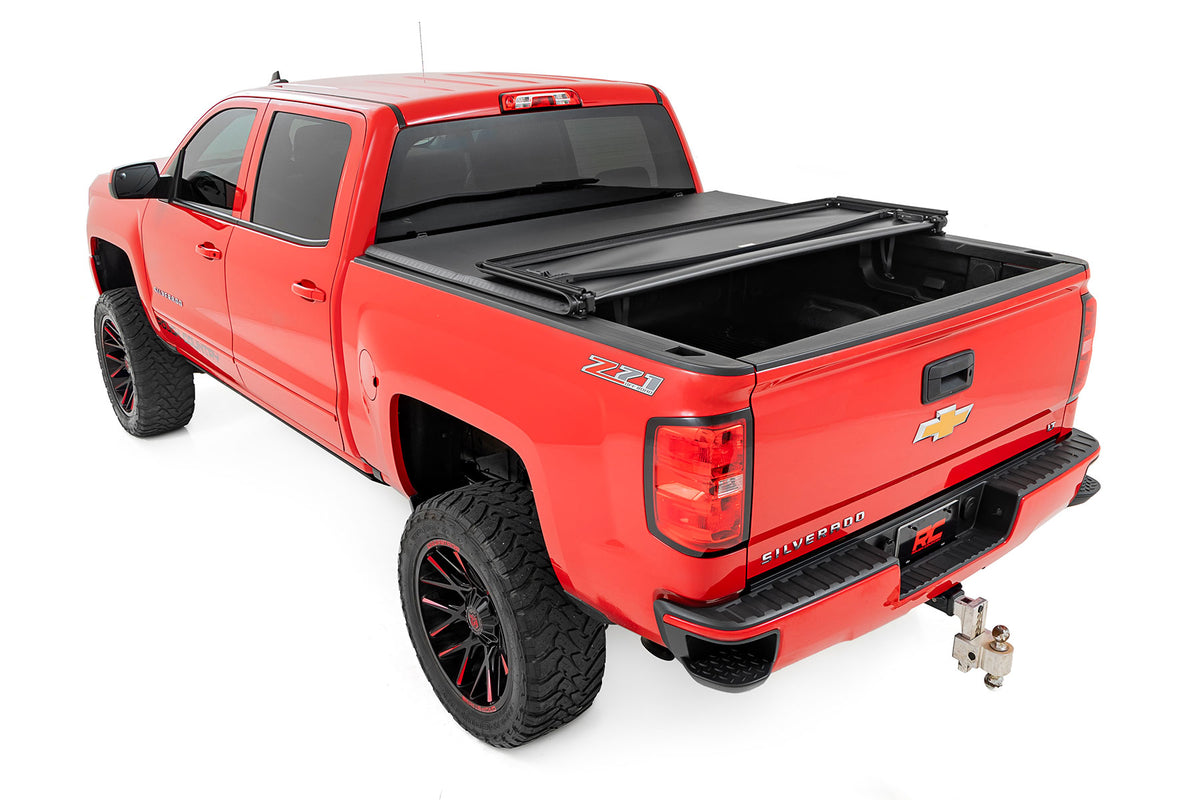 Soft Tri-Fold Bed Cover 5 Foot 9 Inch Bed Silverado/Sierra 1500 (14-18 & Classic) Rough Country