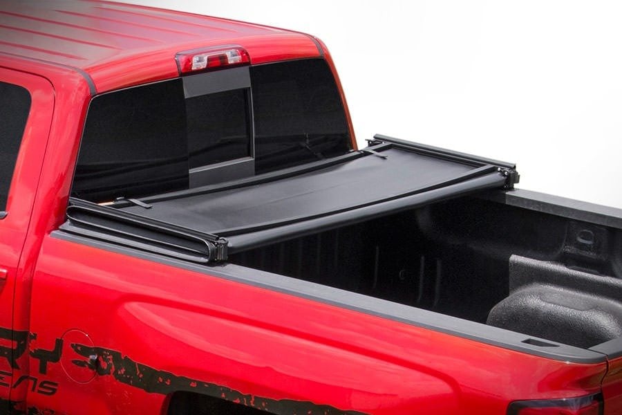 Soft Tri-Fold Bed Cover 6 Foot 7 Inch Bed Silverado/Sierra 1500 (00-06 & Classic) Rough Country