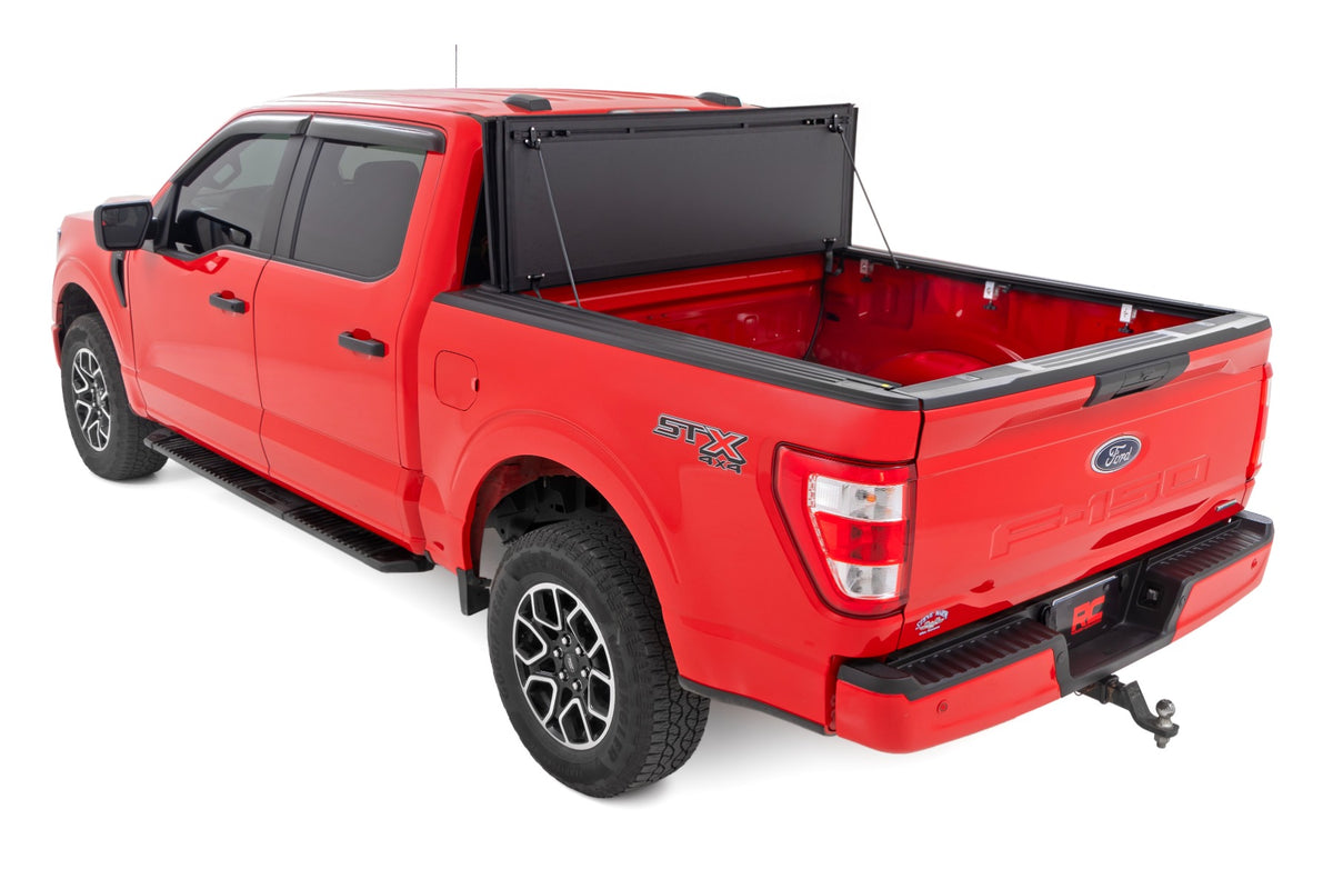 Hard Tri-Fold Flip Up Bed Cover 6 Foot 7 Inch Bed Ford F-150 2WD/4WD (2015-2020) Rough Country