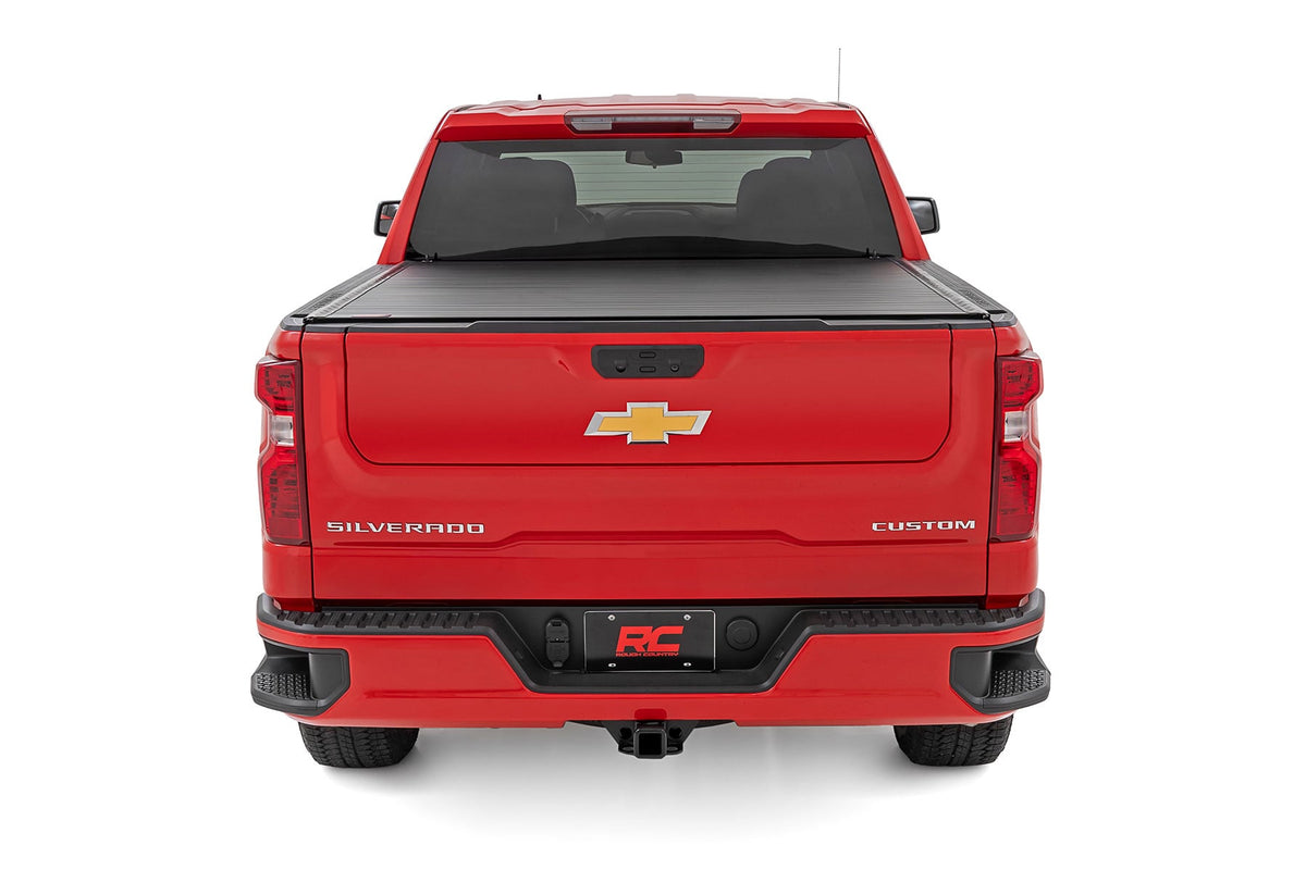 Hard Roll Up Bed Cover 6 Foot 7 Inch Bed Chevy/GMC Sierra 1500 (19-26)/Silverado 1500 (19-26) Rough Country