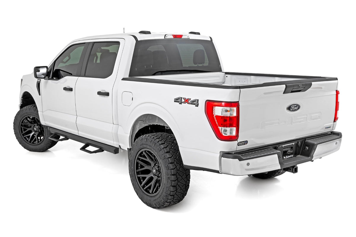 SRL2 Adj Aluminum Step Crew Cab Ford F-150/Lightning/F-250/F-350/Raptor (15-26) Rough Country