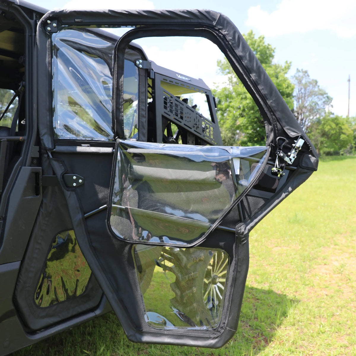 Seizmik 52-06069 Framed Crew Soft Door Kit, Can-Am Defender MAX - rear door detail