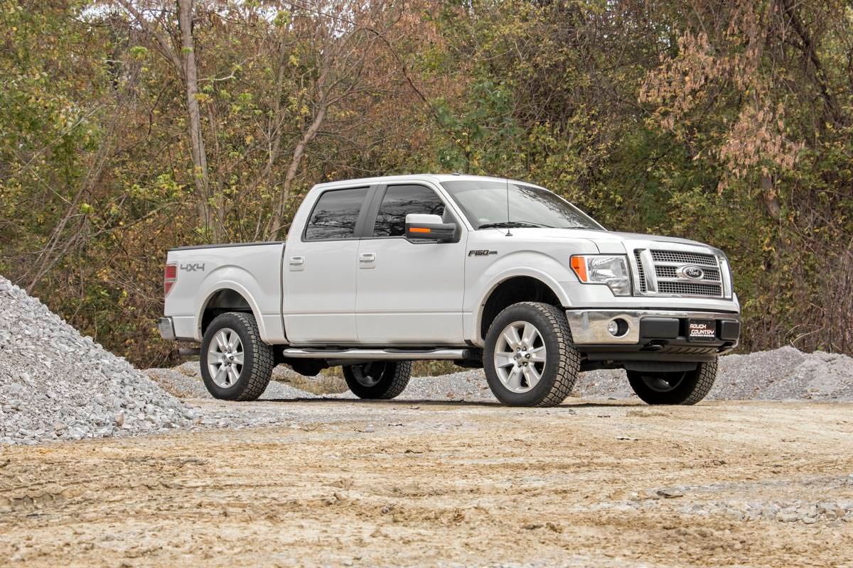 2 Inch leveling Kit Aluminum Ford F-150 2WD/4WD (2009-2013) Rough Country