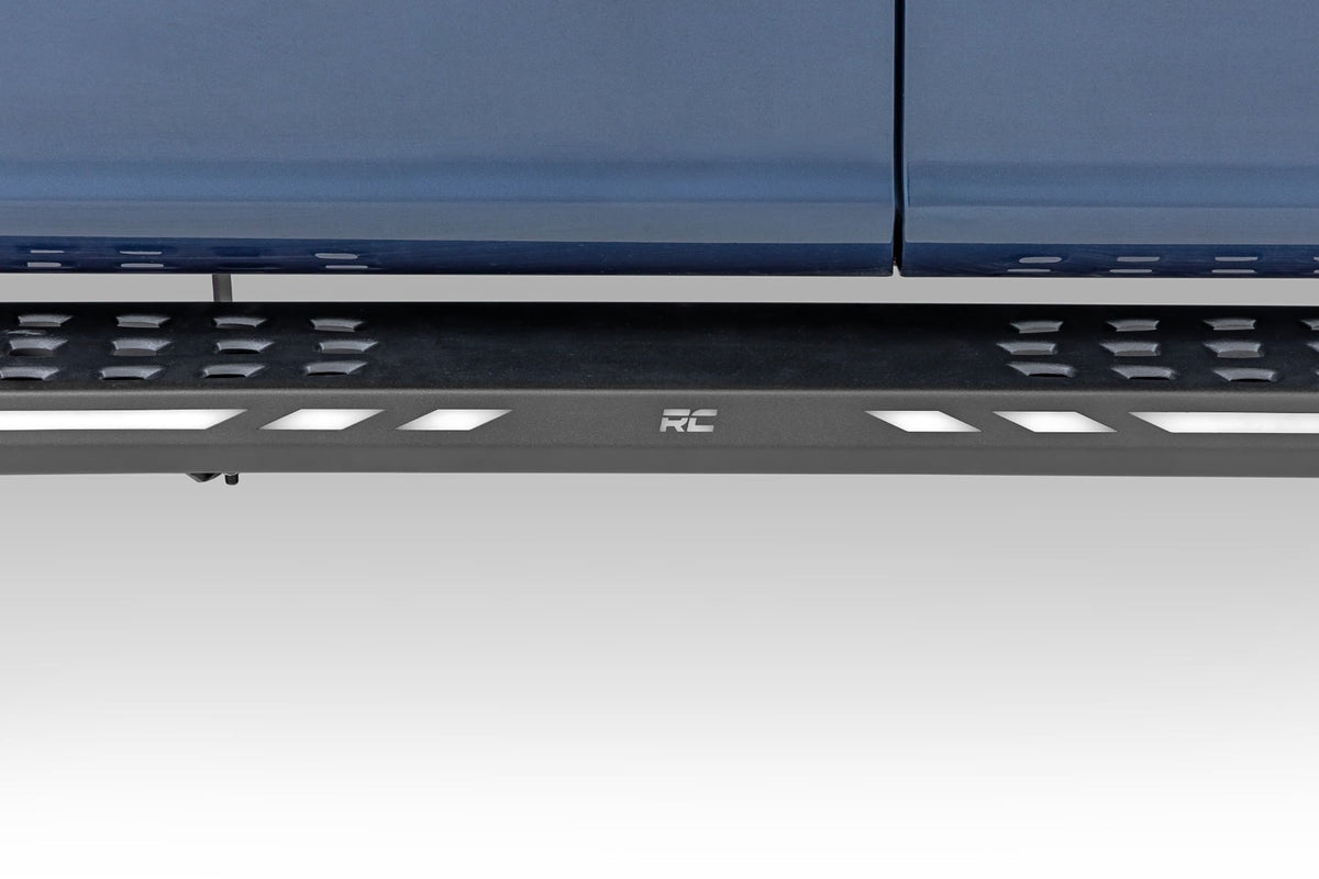 AC2 Running Boards Amber/White Crew Cab Ford F-150/Lightning/F-250/F-350/Raptor (15-26) Rough Country