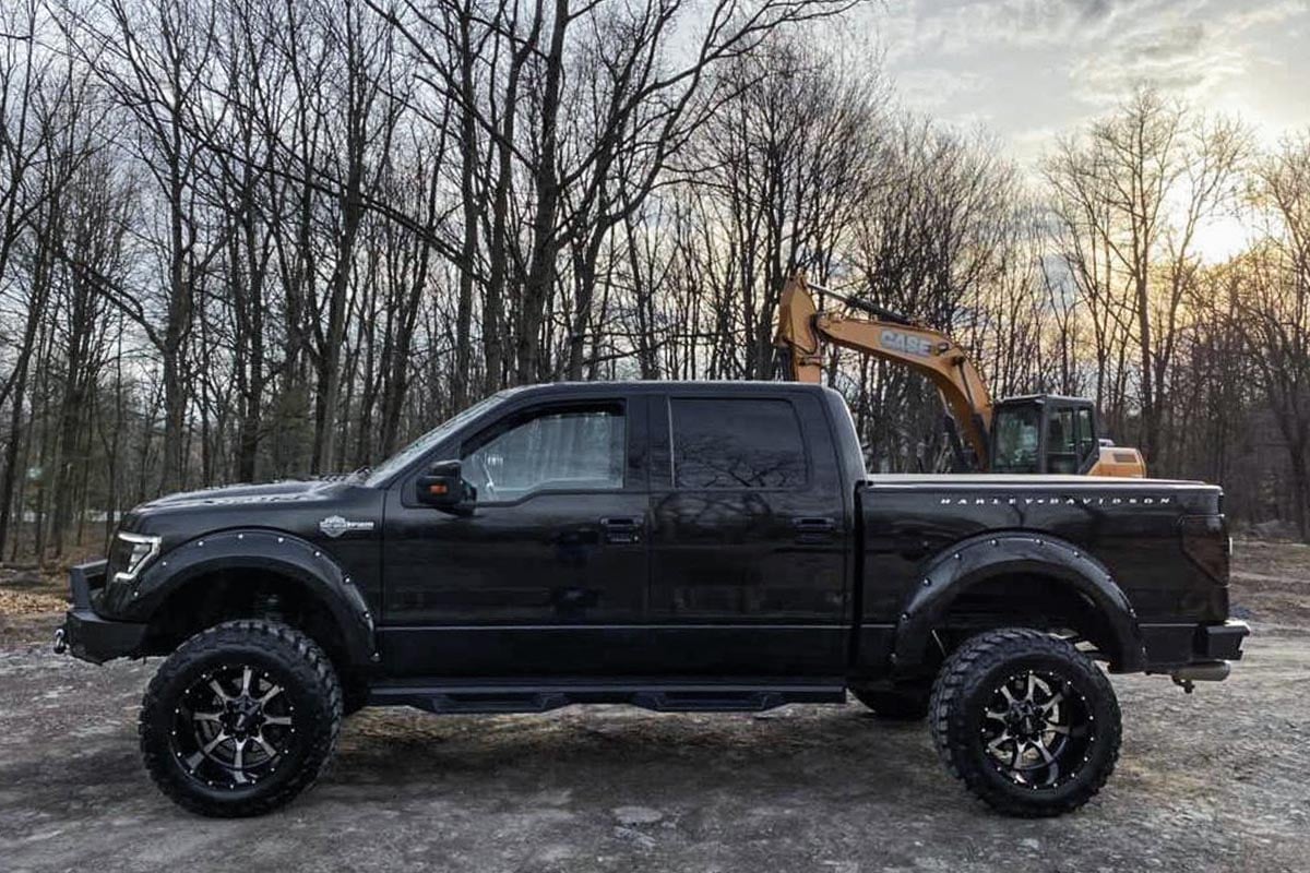 6 Inch Lift Kit M1 Struts/M1 Ford F-150 4WD (2014) Rough Country