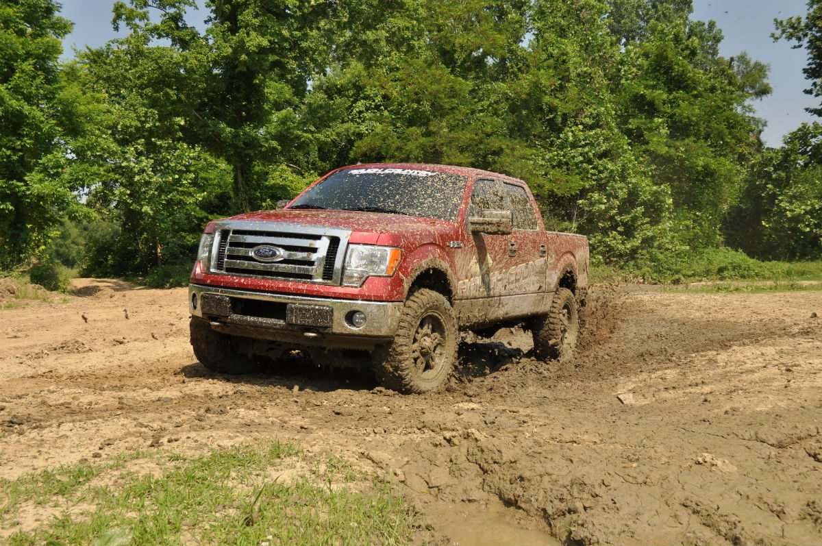 6 Inch Lift Kit Vertex/V2 Ford F-150 4WD (2009-2010) Rough Country