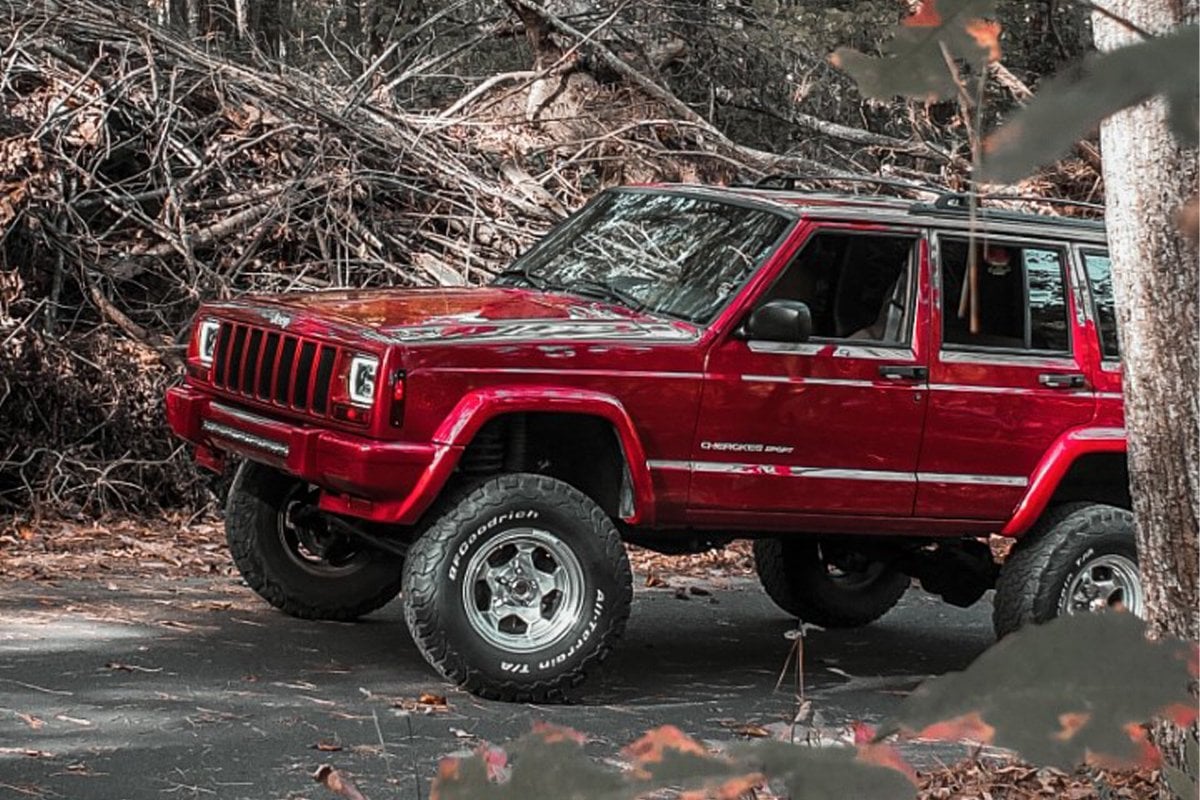 4.5 Inch Lift Kit RR springs Jeep Cherokee XJ 2WD/4WD (1984-2001) Rough Country