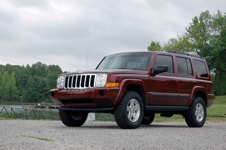 2 Inch Lift Kit Jeep Grand Cherokee WK 2WD/4WD (2005-2010) Rough Country