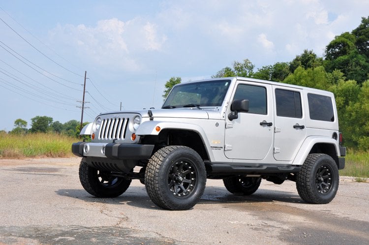 3.25 Inch Lift Kit V2 Jeep Wrangler Unlimited 2WD/4WD (2007-2018) Rough Country