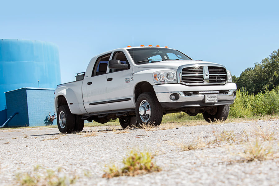 LED Light Kit Bumper Mount 20 Inch Black Single Row Ram 2500 (03-18)/3500 (03-18) Rough Country