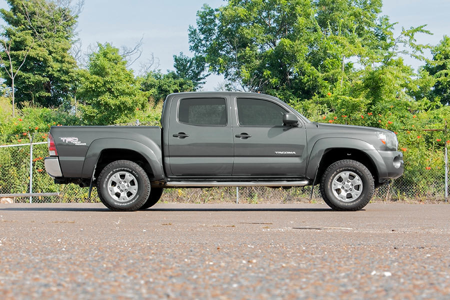 2 Inch Leveling Kit Toyota Tacoma 2WD/4WD (2005-2023) Rough Country