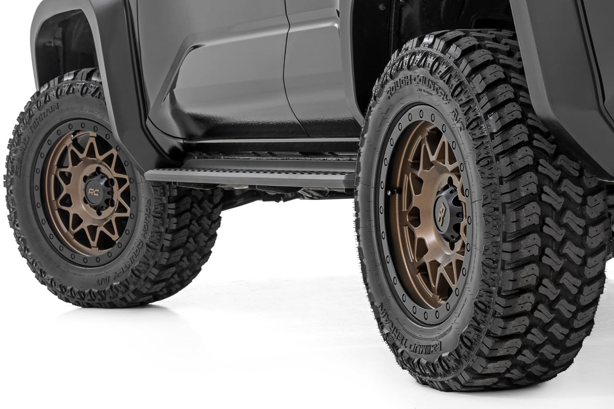 78 Series Wheel Simulated Beadlock Bronze/Black 18x9 8x170 0mm Rough Country