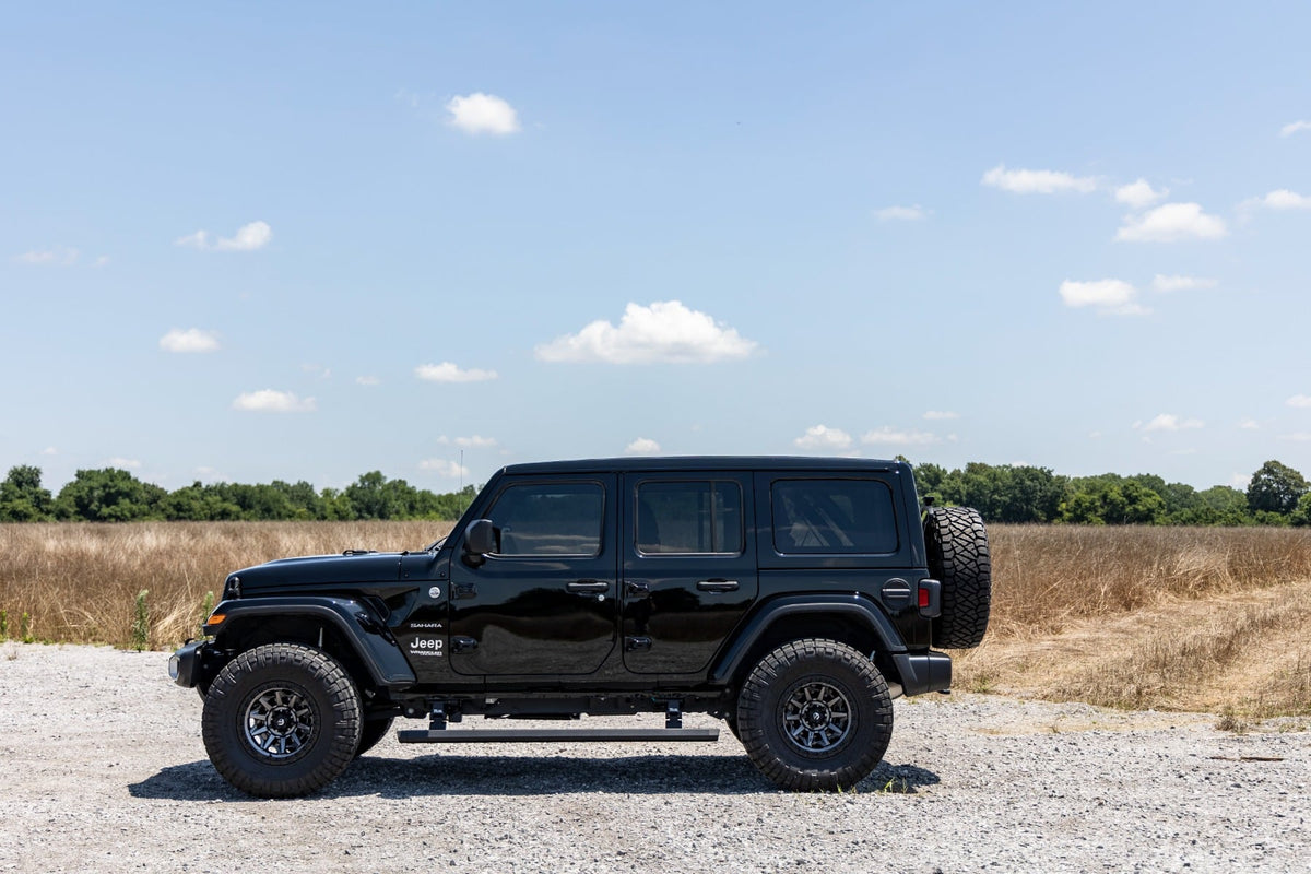 2.5 Inch Lift Kit Coils M1R Jeep Wrangler Unlimited Non-Rubicon 4WD (2024-2026) Rough Country