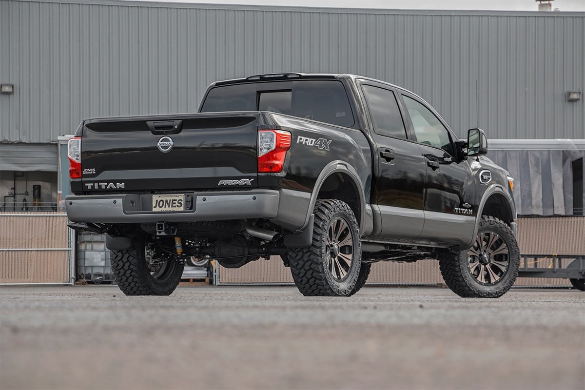 3 Inch Lift Kit Nissan Titan 2WD/4WD (2004-2024) Rough Country