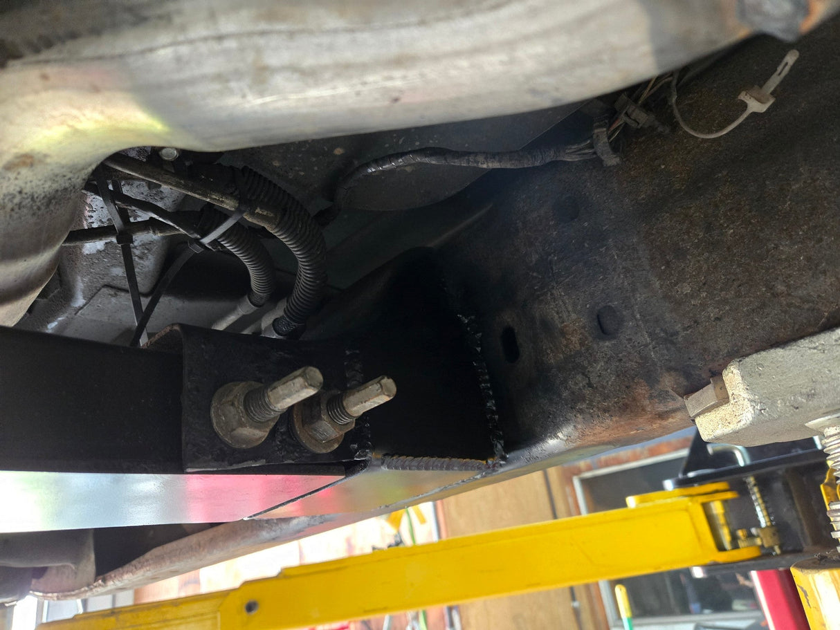 1999-2006 Silverado Raised Transmission Crossmember Plates