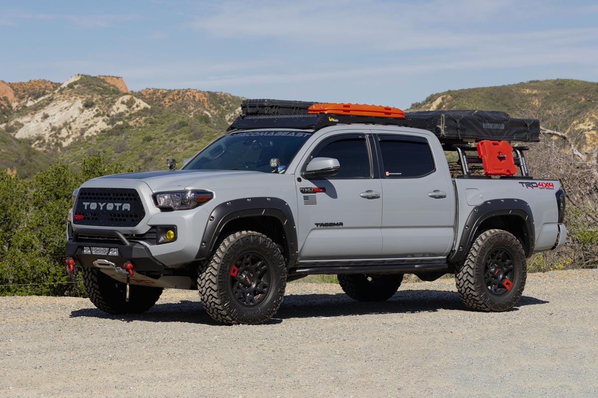 Fender Flares Defender 202 Black Onyx Toyota Tacoma 2WD/4WD (2016-2023) Rough Country