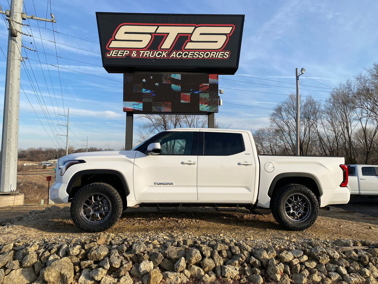Rough Country 1.75 Inch Lift Kit Toyota Tundra 2022 4WD