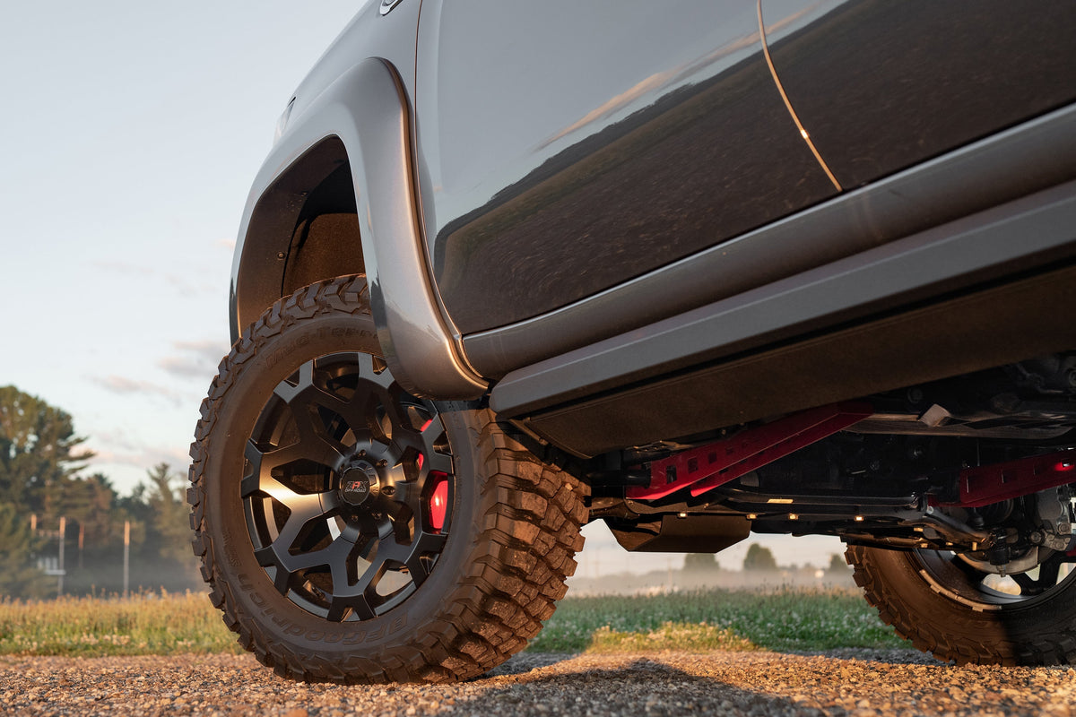 Compression Struts - Red | Fits BDS 4/6 Inch Lift | Chevy Silverado and GMC Sierra 1500 (19-26)