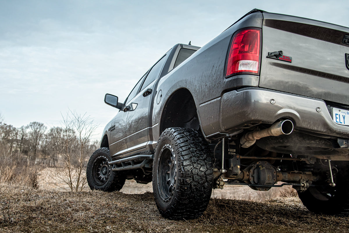 4 Inch Lift Kit | FOX 2.5 Performance Elite Coilover | Ram 1500 (13-18) & Ram 1500 Classic (19-24) 4WD