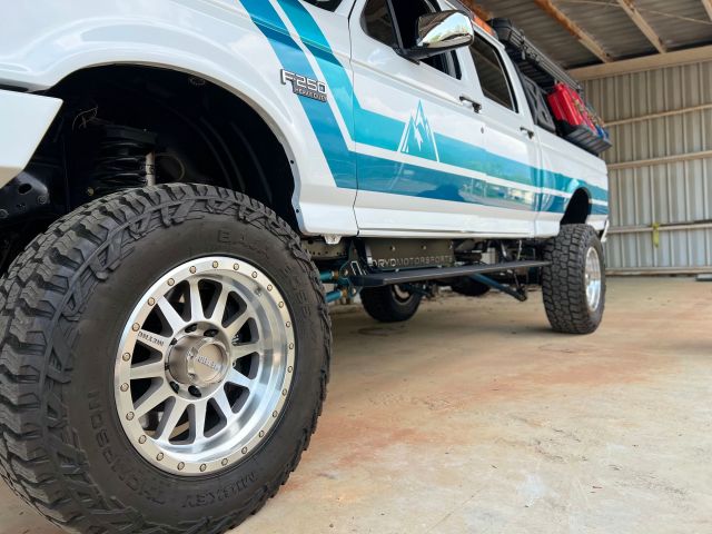 Overbudget OBS AMP Step Install Kit - 1986–1997 F-Series & Bronco Overbudget OBS