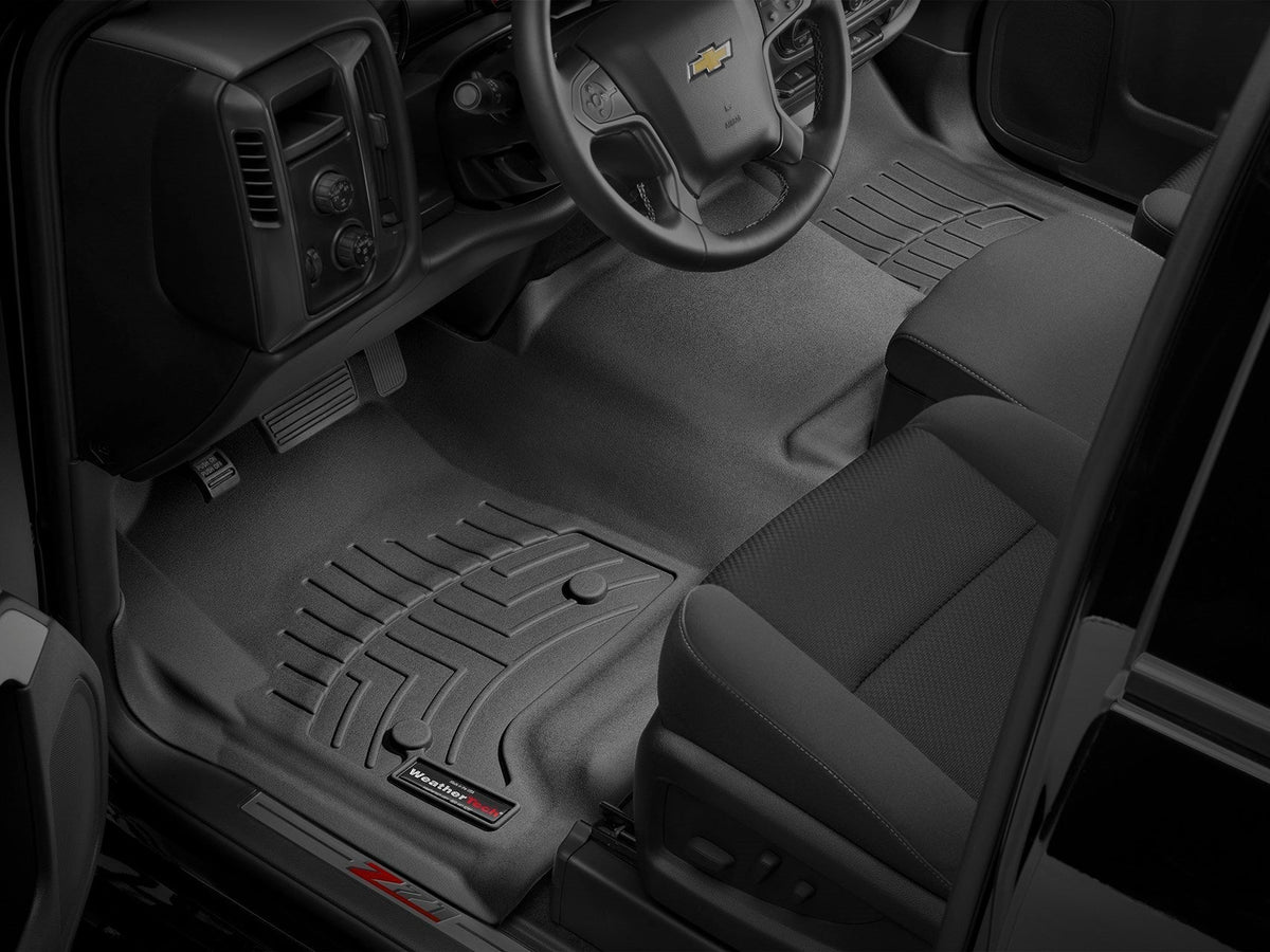 18-C WRANGLER UNLIMITED REAR FLOOR