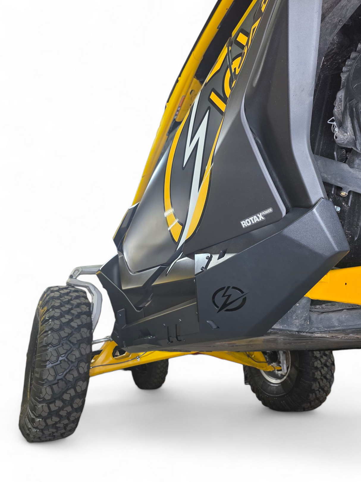 2024+ Can Am Maverick R Volt Rocker Steps (2 Seat) www.elektricoffroad.com