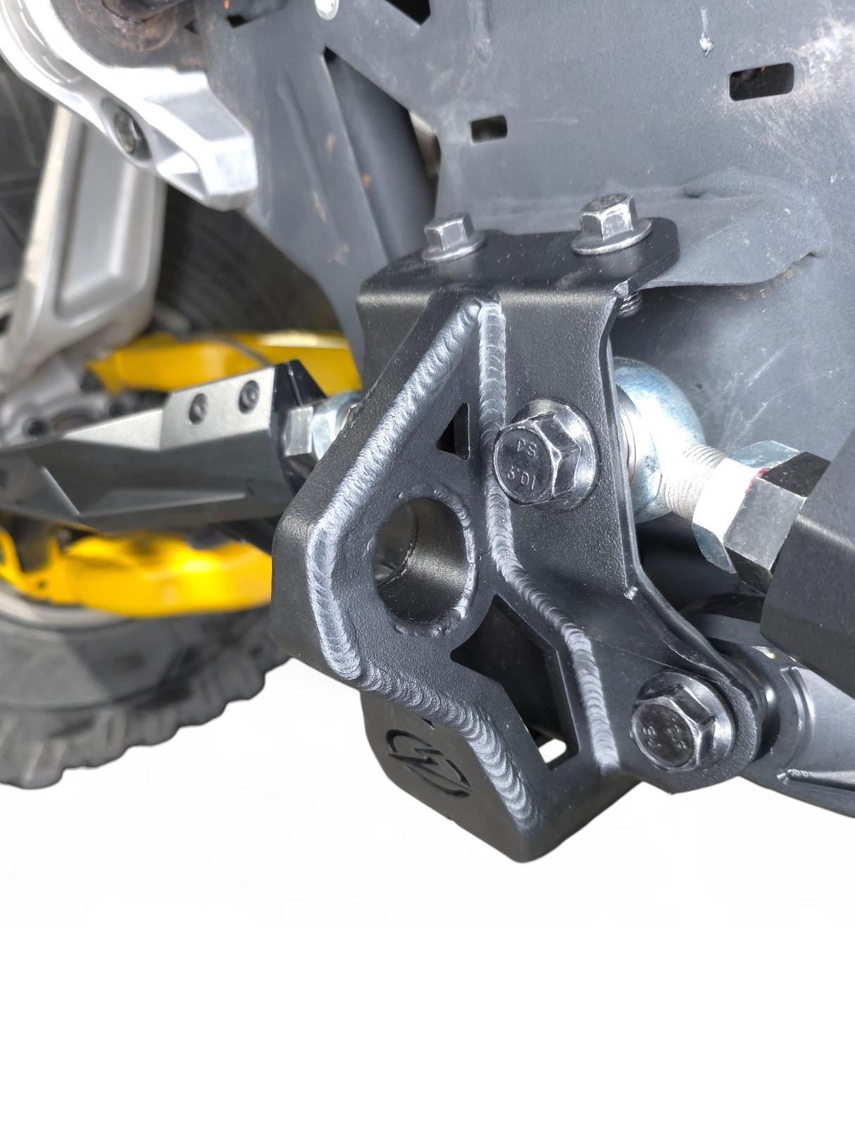2024-26 Can Am Maverick R Sheet Metal Radius Rod Plate (4 Seat) Works with both RC models www.elektricoffroad.com