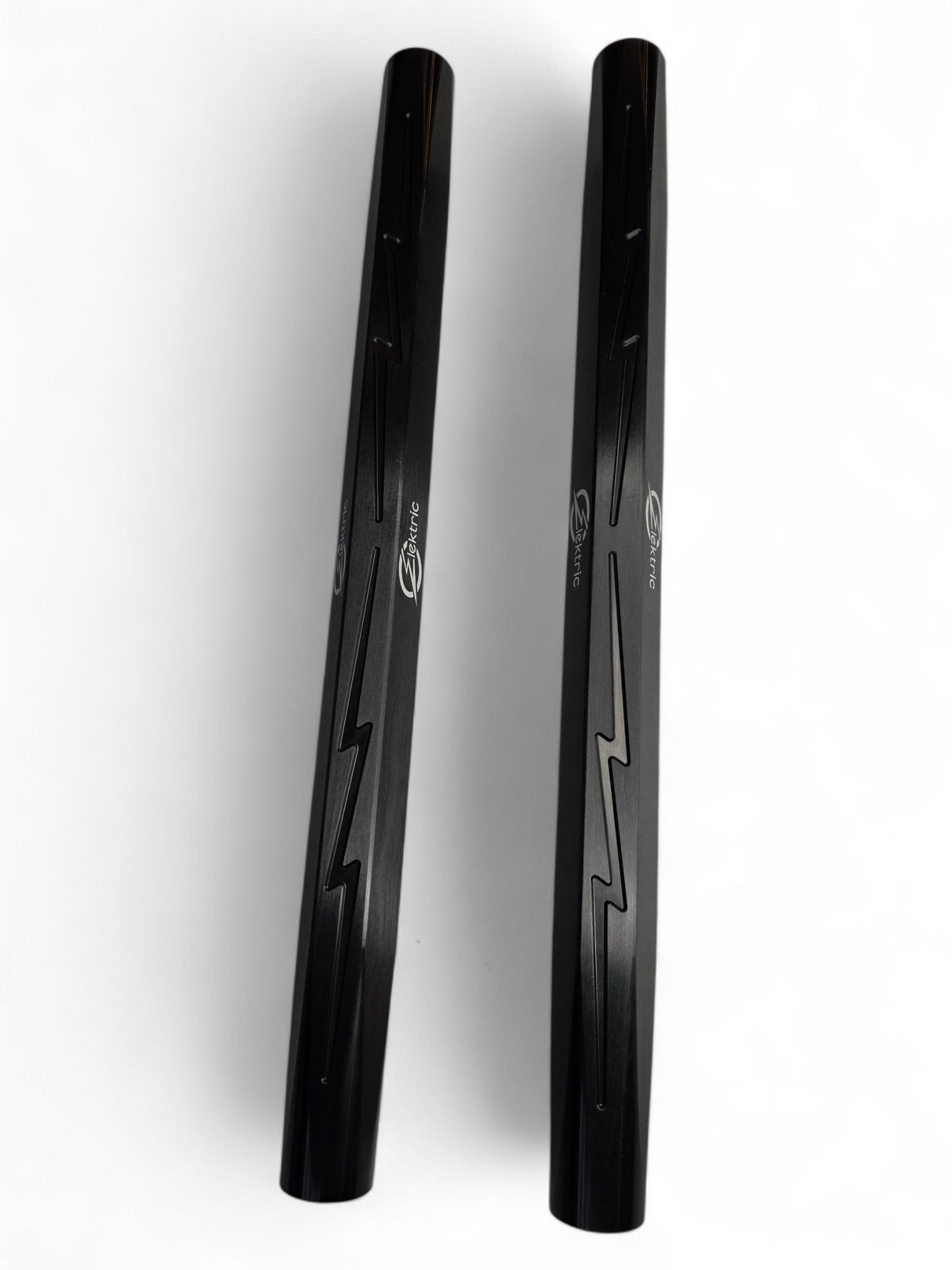 2024+ Can Am Maverick R Billet Tie Rods Anodized Black www.elektricoffroad.com