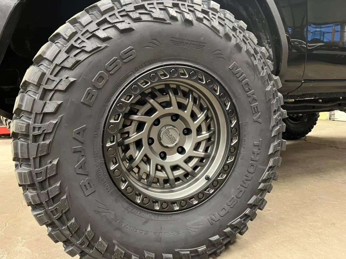 Rough Country 3.5 Inch Lift Kit Ford Bronco 4WD 2022