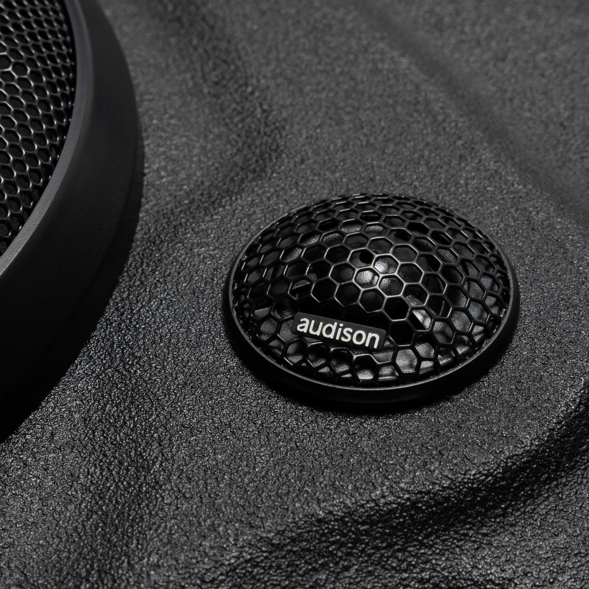 Hertz-Audison Prima Plug & Play (5-Channel) Full System Bundle Upgrade | '18 - '23 JL Wrangler/ '18 - '23 JT Gladiator