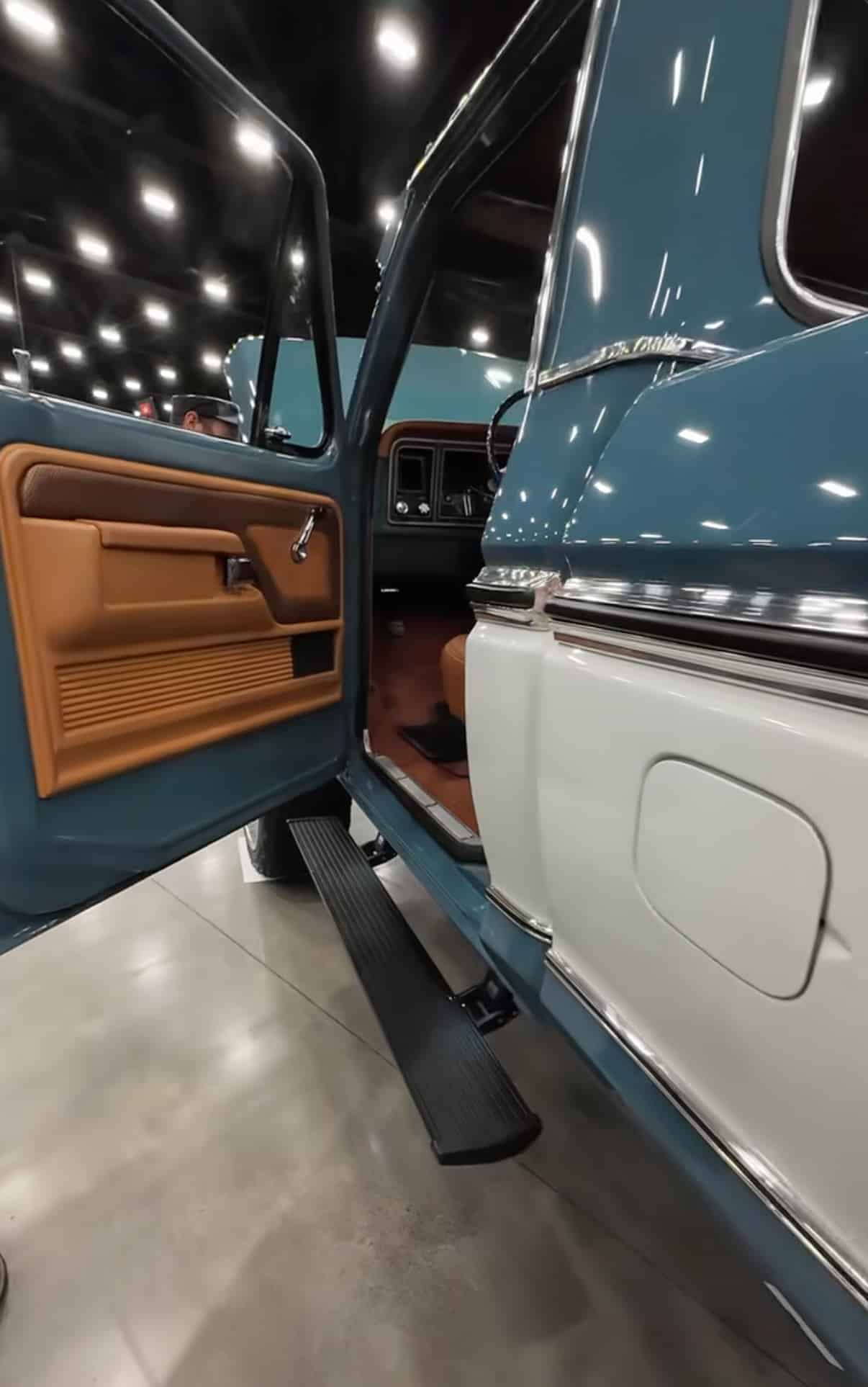Amp Power Steps - 1967-1979 Ford F-Series/Bronco Amp Research