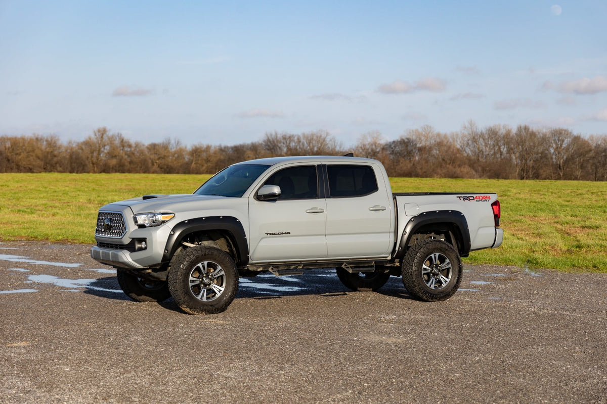 Pocket Fender Flares Toyota Tacoma 2WD/4WD (2016-2023) Rough Country