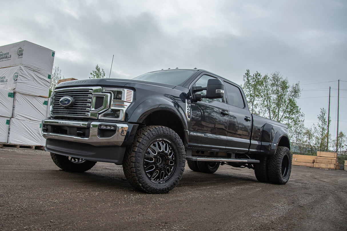 2.5 Inch Lift Kit w/ Radius Arm | Ford F450 Super Duty (20-22) 4WD | Diesel & Gas BDS Suspension
