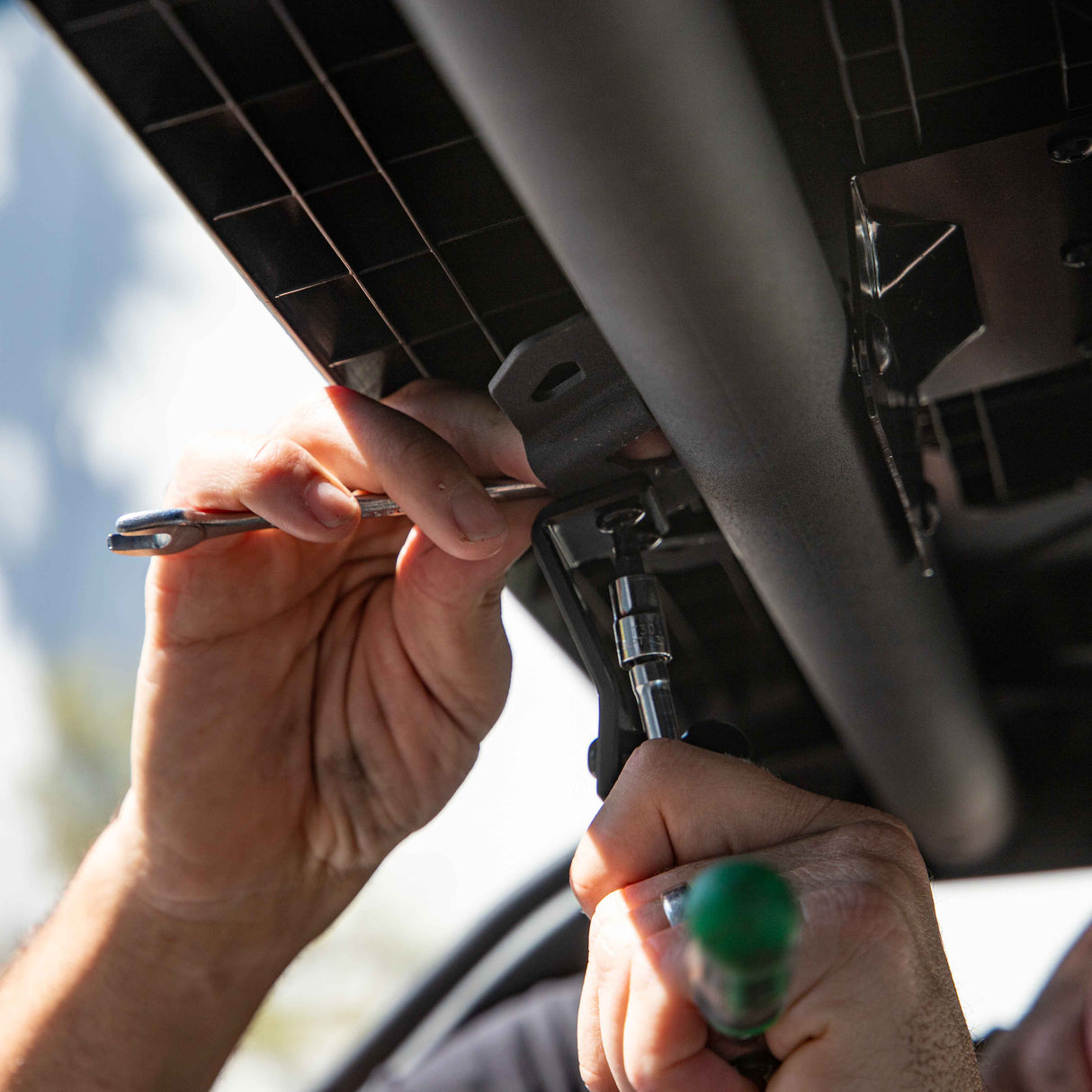 Maverick Sport / Commander Center Mirror Mount Chupacabra Offroad